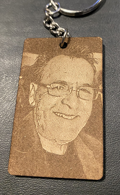 Producto finalizado con grabado láser de precisión listo para envío a todo Chile